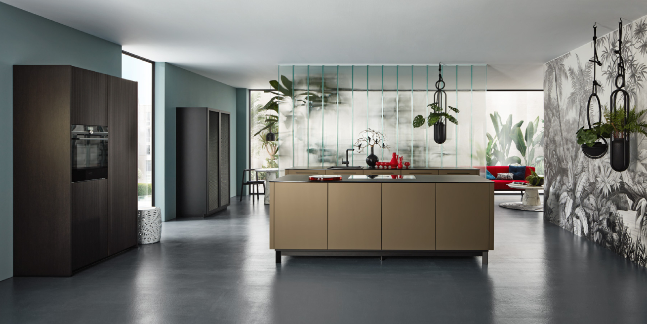 kuchyně Nolte Neo Pure gold metal Lodge blacked oak