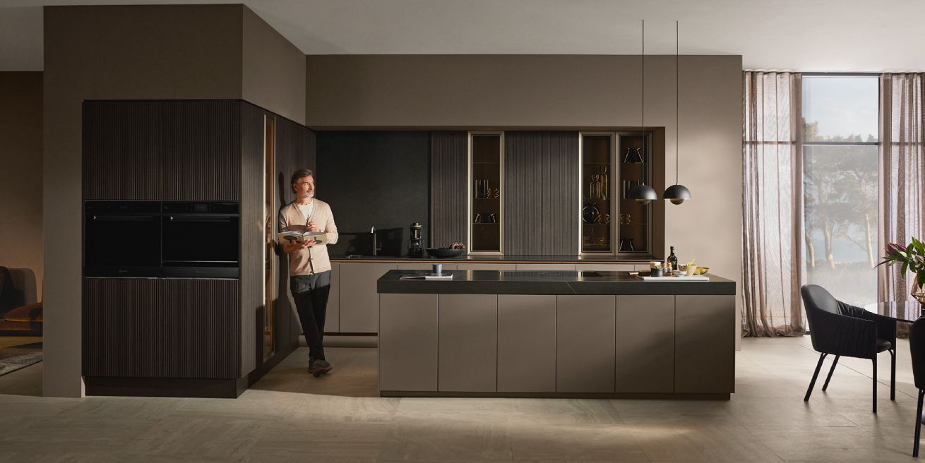 kuchyně Nolte Neo Lodge blacked oak soft lack magma