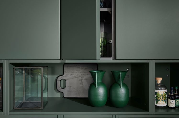 kuchyně Nolte Frame Lack Black Green soft mat
