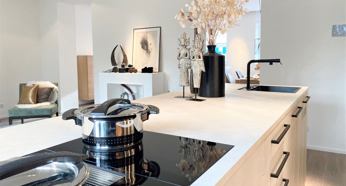 Minár interiér showroom 