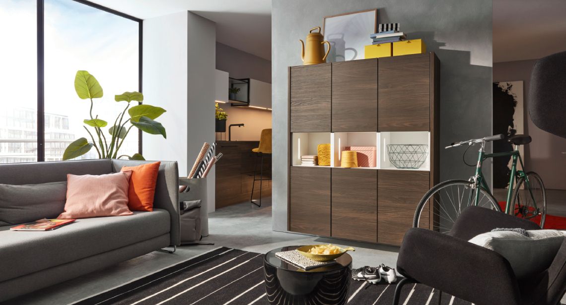 kuchyně Nolte Artwood Nussbaum Kuba Manhattan Uni Weis