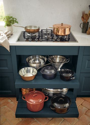 kuchyně Schueller Finca Tiefblau satin pore