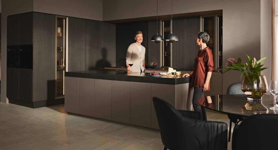 kuchyně Nolte Neo Lodge blacked oak soft lack magma